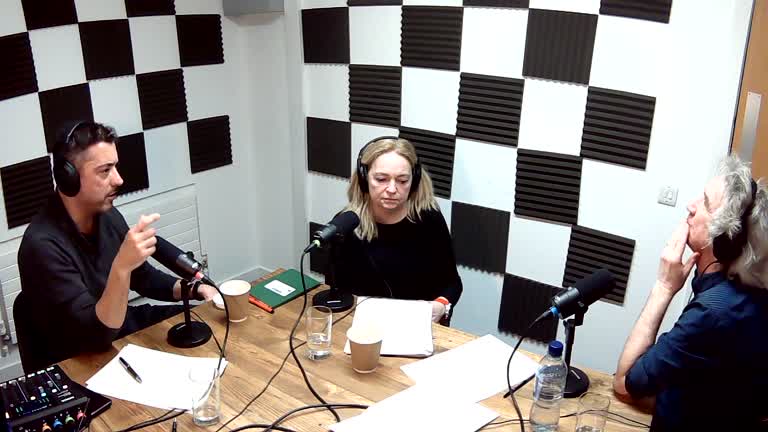 Cuando las palabras importan: IA y Sostenibilidad con Tom Barlett y Lindsey Drylie Carey